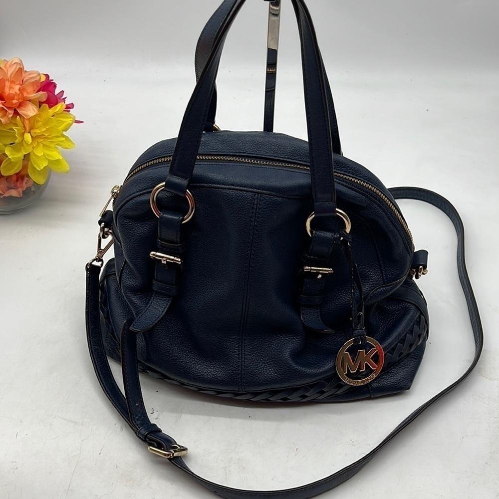Michael Michael Kors Navy Blue Pebble Leather Crossbody Bag Gold Accents MCB4263